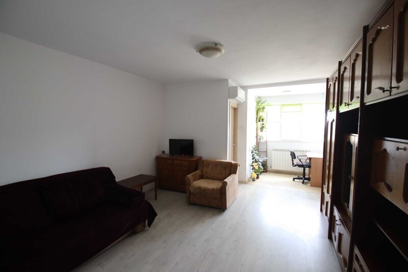 Obor, Colentina, stradal Teiul Doamnei 8 minute metrou,